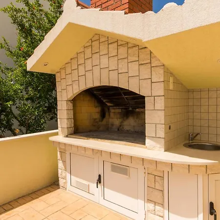Bubi Apartment *