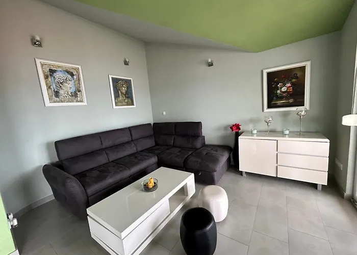 Bubi * Τρογκίρ