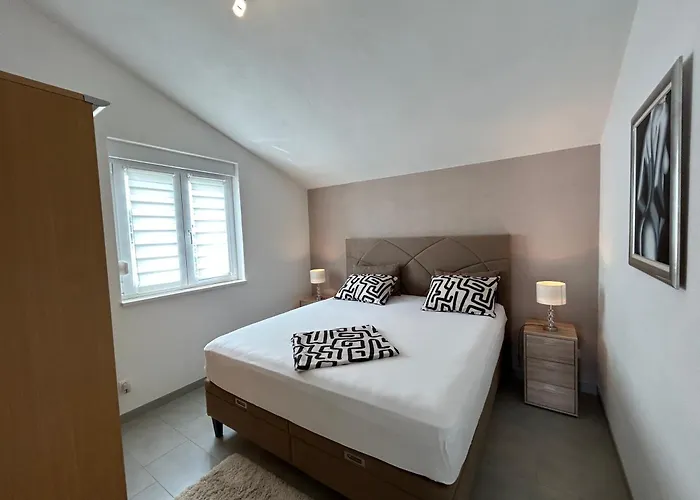 Bubi Apartamento Trogir