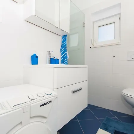 Bubi Apartment Trogir